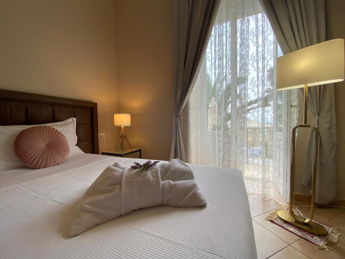 Trigona Garden Suite Noto Ngoại thất bức ảnh