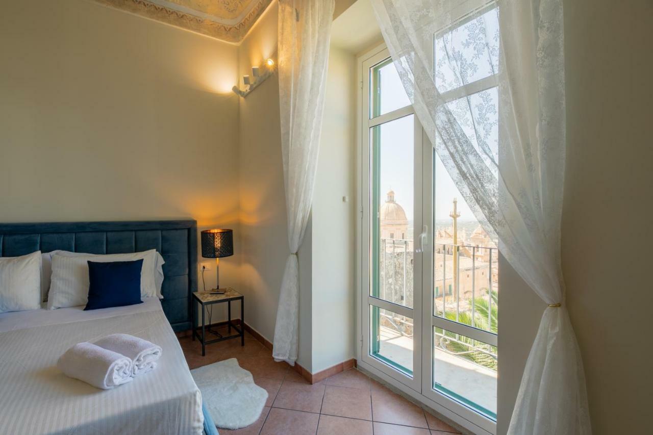 Trigona Garden Suite Noto Ngoại thất bức ảnh